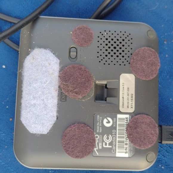 Mio Digi Walker GPS - Picture 2 of 2